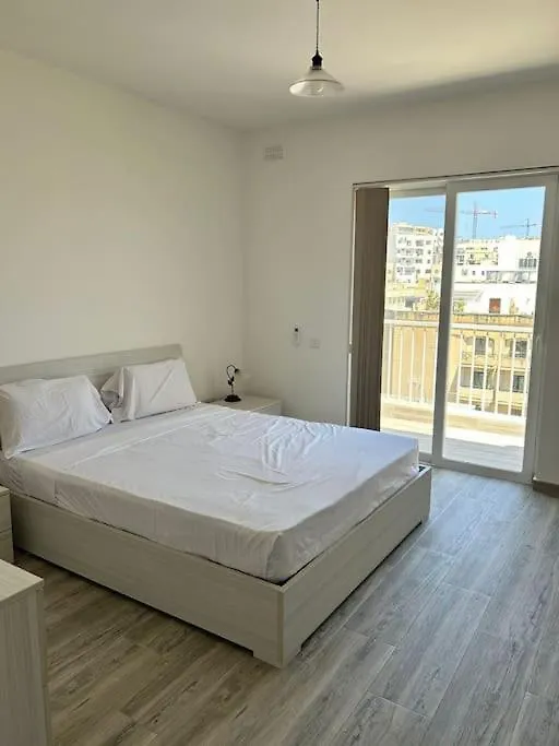 The Penthouse Sky Retreat Apartment Gzira