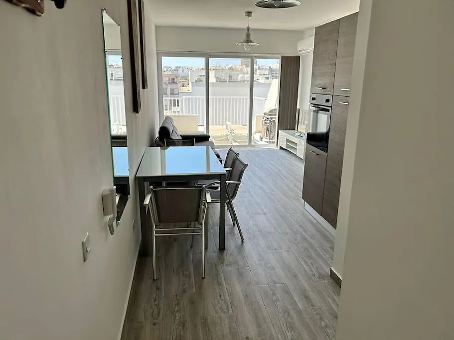 The Penthouse Sky Retreat Apartment Gzira